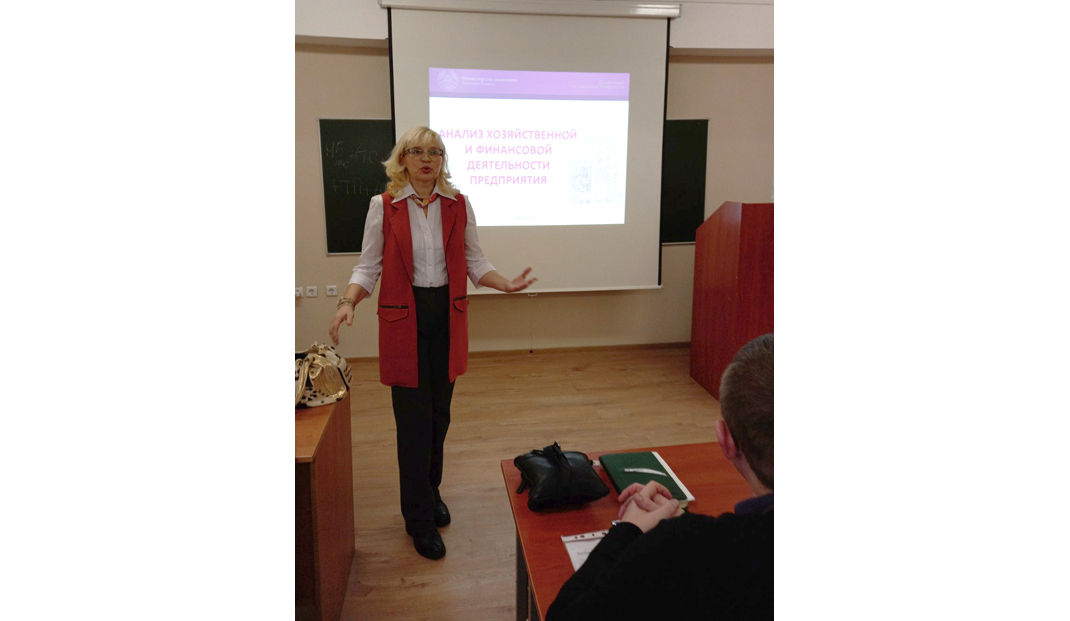 Представитель Департамента по санации и банкротству рассказала об особенностях анализа хозяйственной деятельности в целях оздоровления предприятий