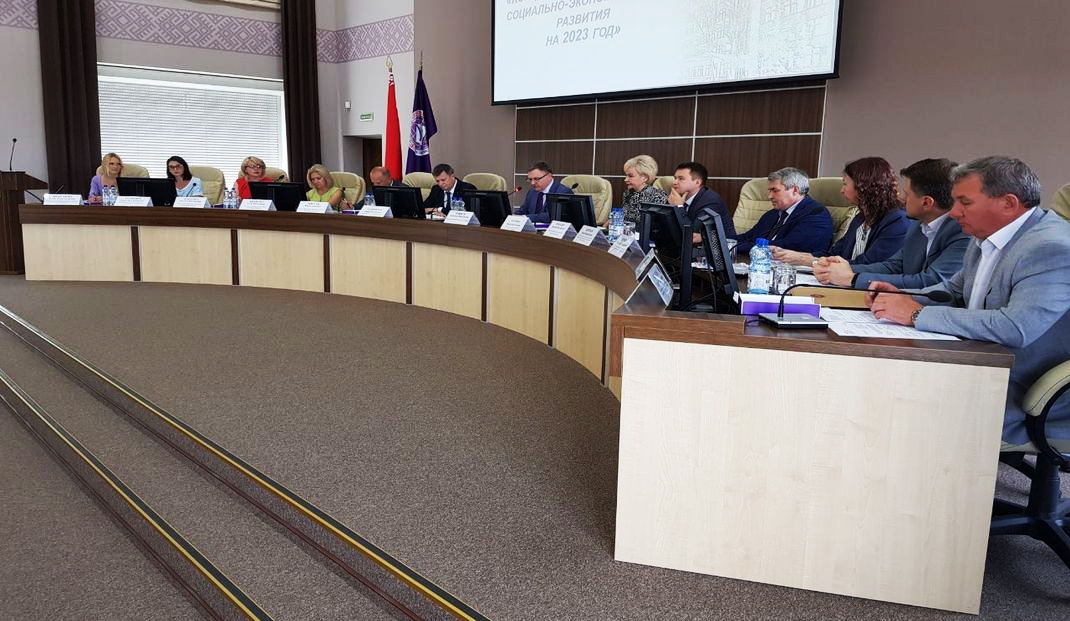 В Минэкономики рассмотрели концепцию Прогноза-2023 В Минэкономики рассмотрели концепцию Прогноза-2023