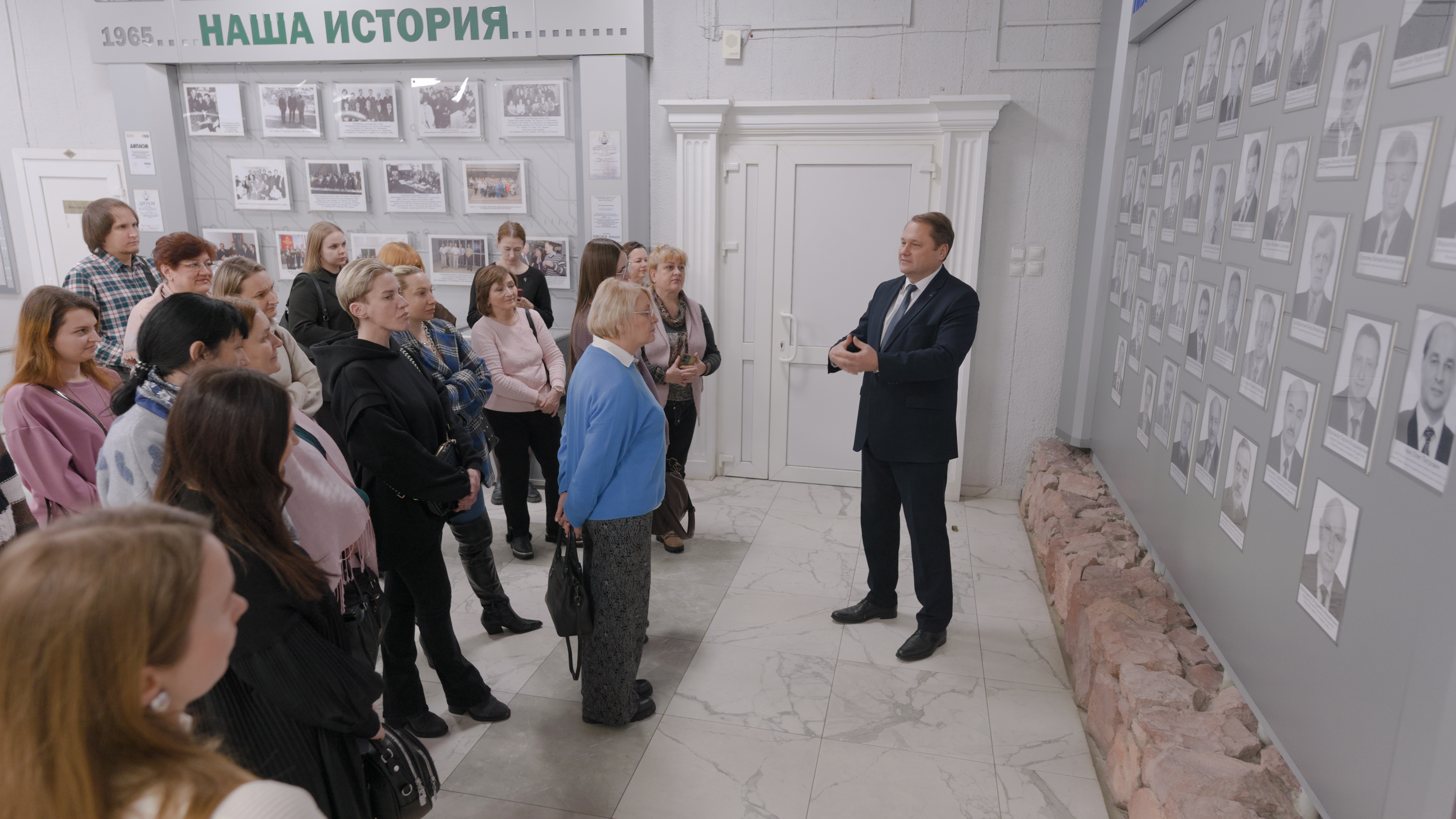 Сотрудники Минэкономики посетили Объединенный институт проблем информатики НАН Беларуси