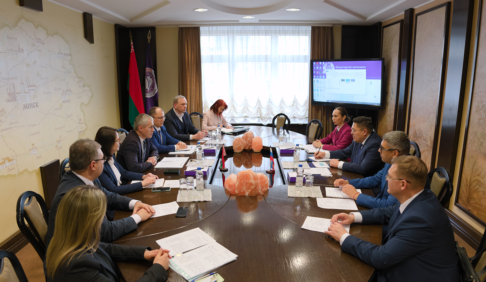 Владимир Наумович провел встречу с Министром предпринимательства и туризма Башкирии Рустемом Афзаловым