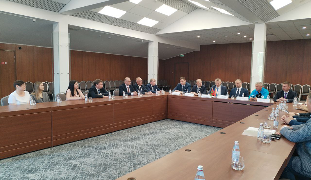 Юрий Чеботарь провел ряд встреч и переговоров в ходе своего рабочего визита во Владимирскую область РФ