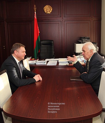 Встреча
министра экономики Червякова А.В. с экс-Премьер-министром , экс-министром
экономики Лингом С.С.