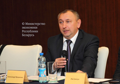 Александр Ярошенко и Лю Сюэсун на встрече с участниками, посетившими семинары в Китае