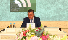 Владимир Зиновский на десятом заседании МИКС